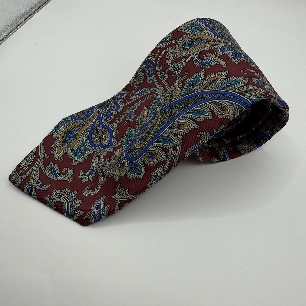 Burberrys of London 100%silk multi-colored Paisley Men's Tie‎ 58"x3.5" Made USA